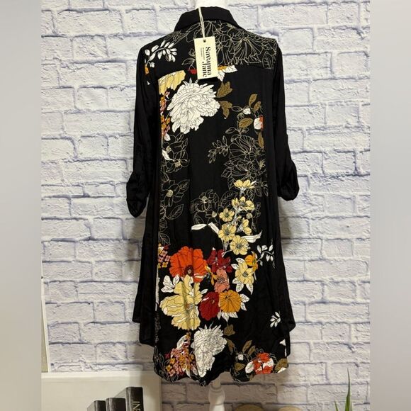 Savanna Jane Embroidered Front Floral Back Swing Mini Dress Small NWT - Picture 7 of 16